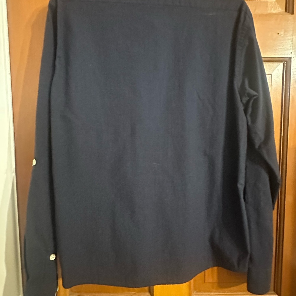 Men’s button down long sleeve